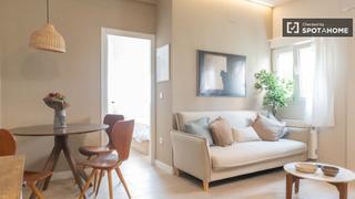 Miete Etagenwohnung in Ventas. Piso en alquiler de 1 dormitorio en ventas, madrid