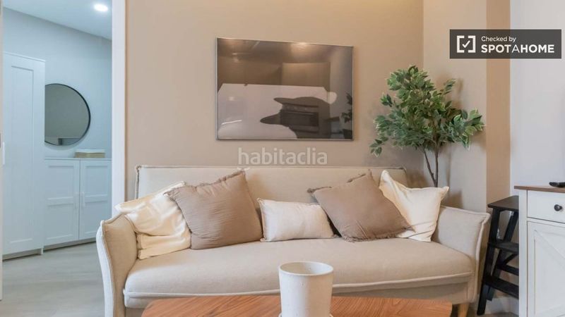 Foto b0b59ce2-ea66-4910-90e1-ea98f0d63c3c. Alquiler piso  en alquiler de 1 dormitorio en Ventas, en Madrid