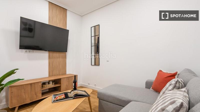 Foto 15c47a45-d4a1-4ce6-b1b7-043434a23221. Rent flat with heating in Embajadores-Lavapiés Madrid