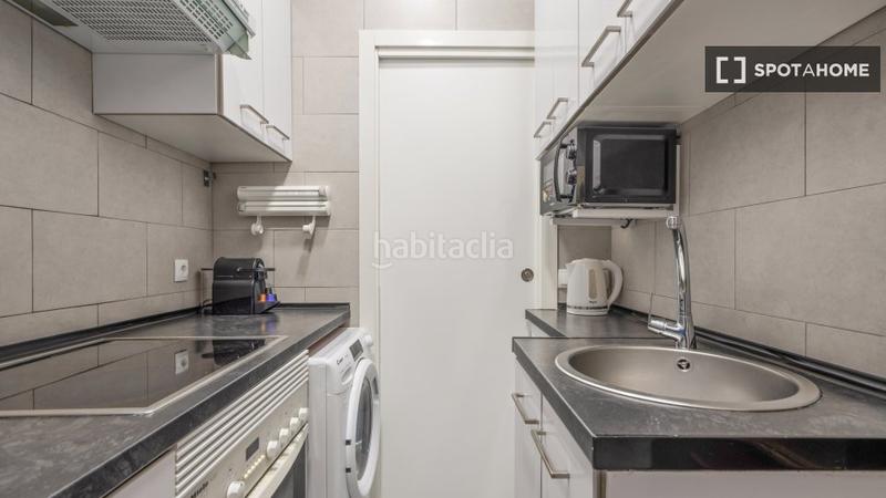 Foto 2f0fe08f-1c60-4890-b180-5f46e2ee40ed. Rent flat with heating in Embajadores-Lavapiés Madrid