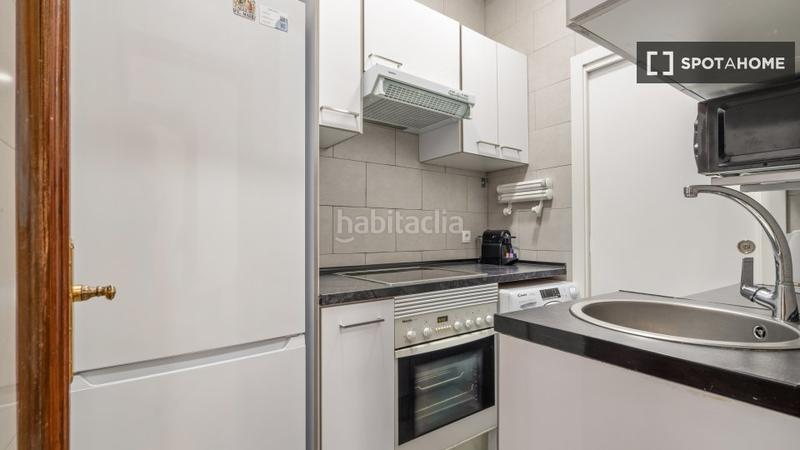 Foto a9e09d9b-870b-4112-bf19-6f4b694f4f91. Rent flat with heating in Embajadores-Lavapiés Madrid
