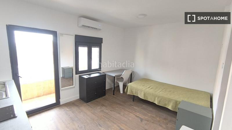 Foto 00d2247d-da7e-4272-abcb-4eefe723248b. Location appartement avec chauffage dans Los Rosales Madrid