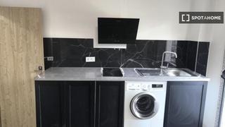 Location Appartement à Los Rosales. Estudio en alquiler en los rosales, madrid