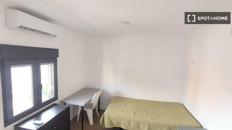 Foto 4d562a41-6600-4805-a111-9d7531006487. Rent flat with heating in Los Rosales Madrid