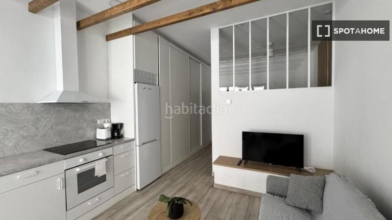 Foto a8318a95-3ed1-46ba-8049-9d2df6461e3f. Alquiler piso  en alquiler en Numancia, en Numancia Madrid