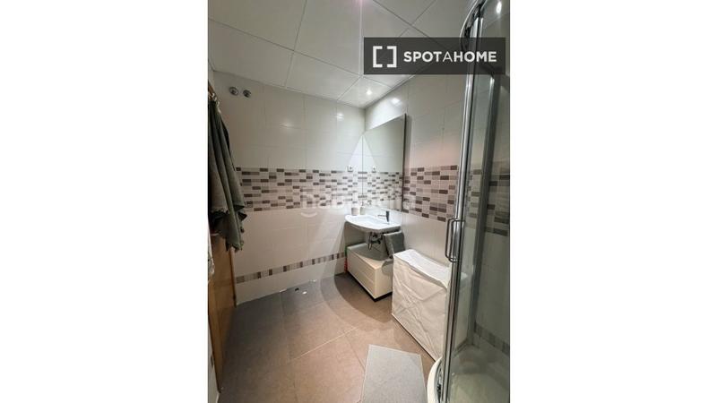 Foto 4acba42e-7dd2-471b-a3eb-6b87f7482e83. Alquiler piso estudio en alquiler, Numancia, en Numancia Madrid