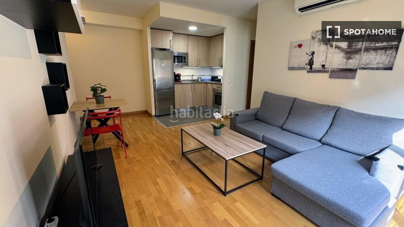 Foto ae1bbeb8-1f18-43ad-9b49-1258f743adb5. Alquiler piso estudio en alquiler, Numancia, en Numancia Madrid