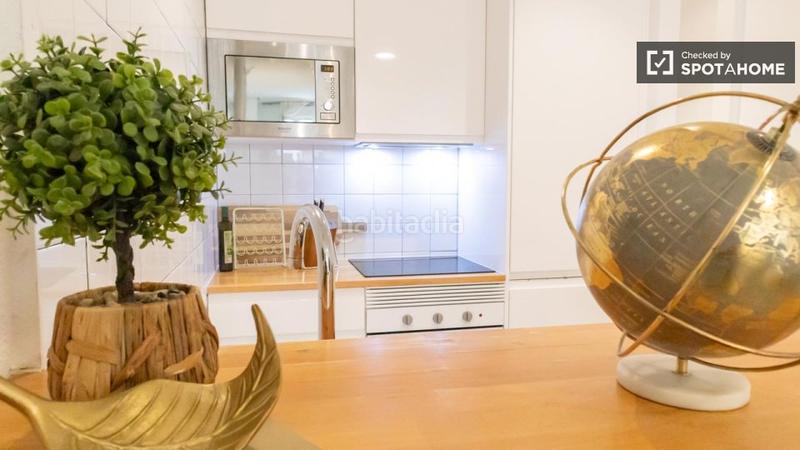 Foto b0e8f7c2-3a3a-453f-92af-ba890a6efac2. Rent flat with heating in Sol Madrid