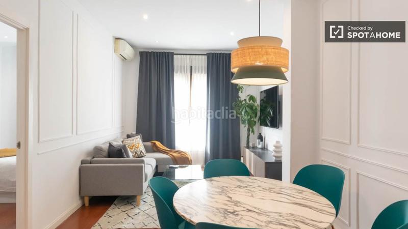 Foto 94e60e2f-5fdd-45d7-b511-a2e08db672d1. Miete etagenwohnung mit heizung in Universidad-Malasaña Madrid