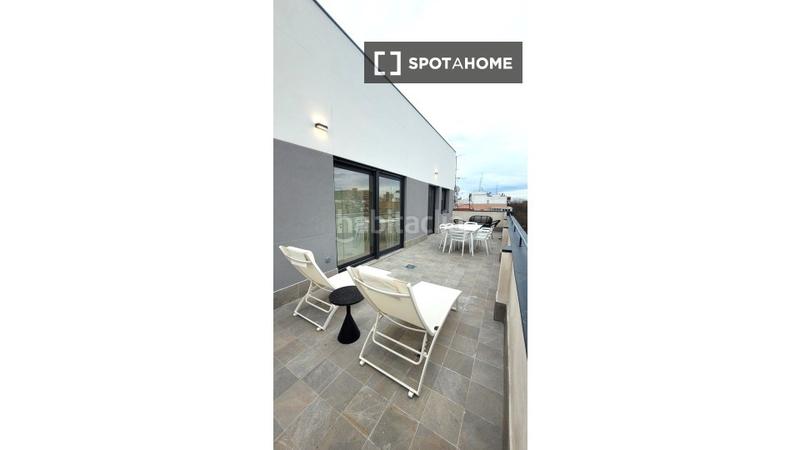 Foto f9bf5028-dd60-4394-bf3b-429b419375df. Location appartement avec chauffage dans Quintana Madrid