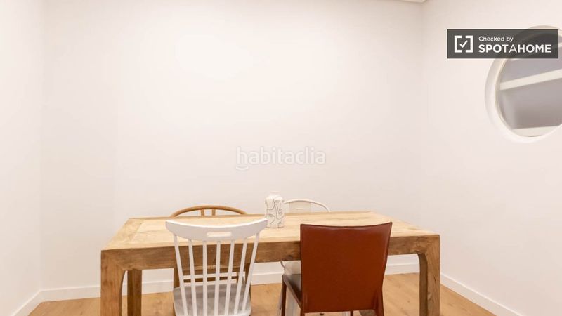 Foto 19a94b33-a21d-4ba0-8036-0f9ad8c6879c. Alquiler piso apartamento de 2 dormitorios en alquiler en Palacio, en Madrid
