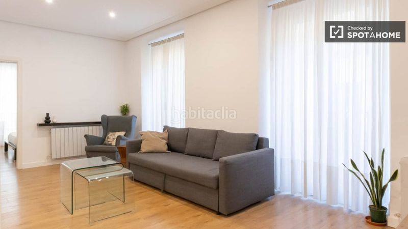 Foto 5907ed35-8443-4486-b805-b311f3e6b423. Alquiler piso apartamento de 2 dormitorios en alquiler en Palacio, en Madrid