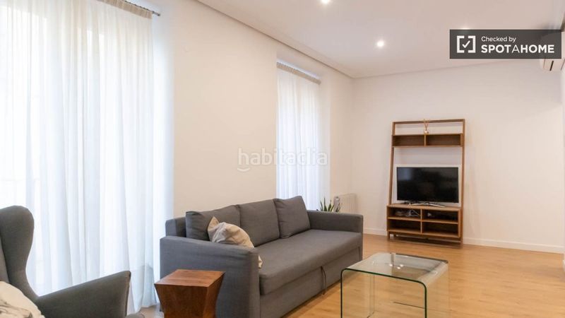 Foto b6a0c657-6055-4994-afef-15edfa4ceccd. Alquiler piso apartamento de 2 dormitorios en alquiler en Palacio, en Madrid