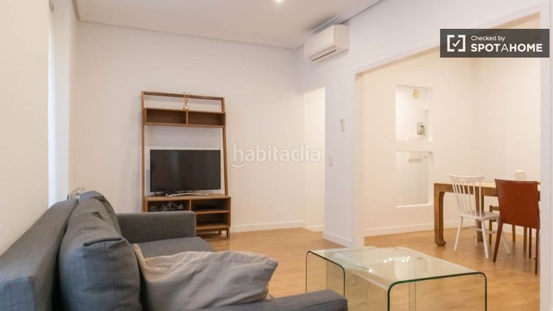 Foto e0bfefd3-0dd7-4f16-bf1c-73b7c578341d. Alquiler piso apartamento de 2 dormitorios en alquiler en Palacio, en Madrid