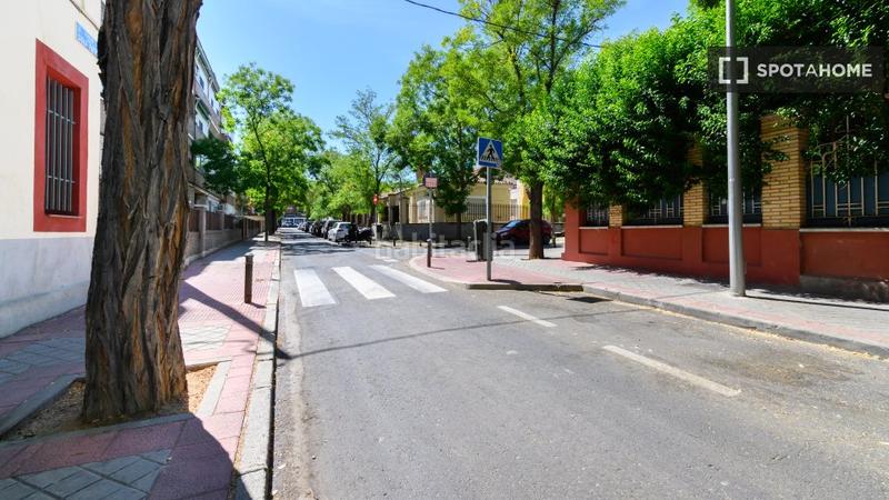 Foto 1594e57e-3d85-421d-9654-e44759e64629. Miete etagenwohnung mit heizung in Puerta Bonita Madrid