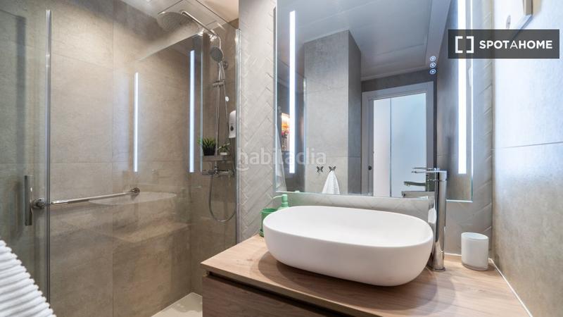 Foto 5a2f4cf0-6b9d-47ec-ab2c-dc66b884b0a7. Rent flat with heating in Pacífico Madrid