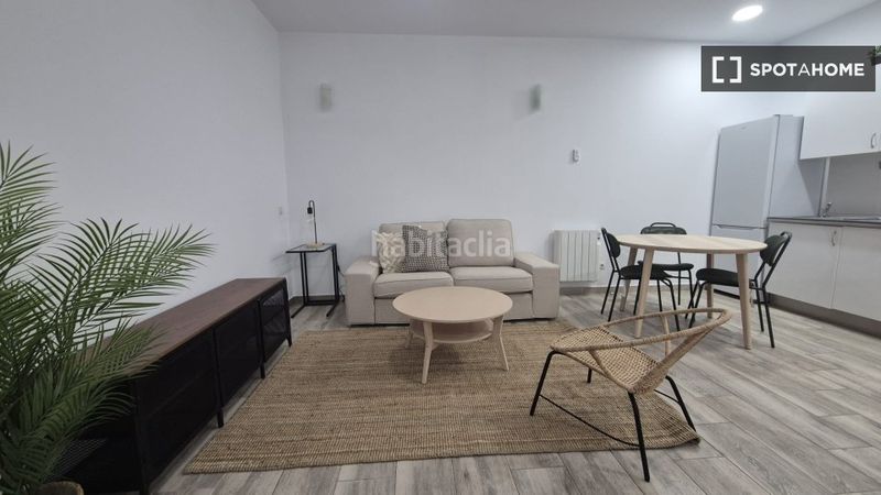 Foto 9e527fcb-84ab-4131-a7dd-17edb89ecf94. Alquiler piso  de 2 habitaciones en alquiler en Ventas, en Madrid