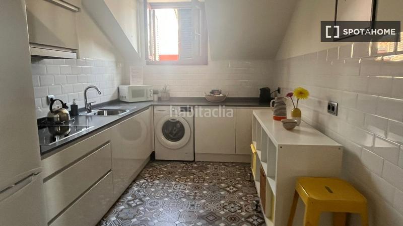 Foto 6e08249b-244b-4634-b7cf-8f497f480a6a. Alquiler piso apartamento de 1 dormitorio en alquiler en Palacio, en Madrid