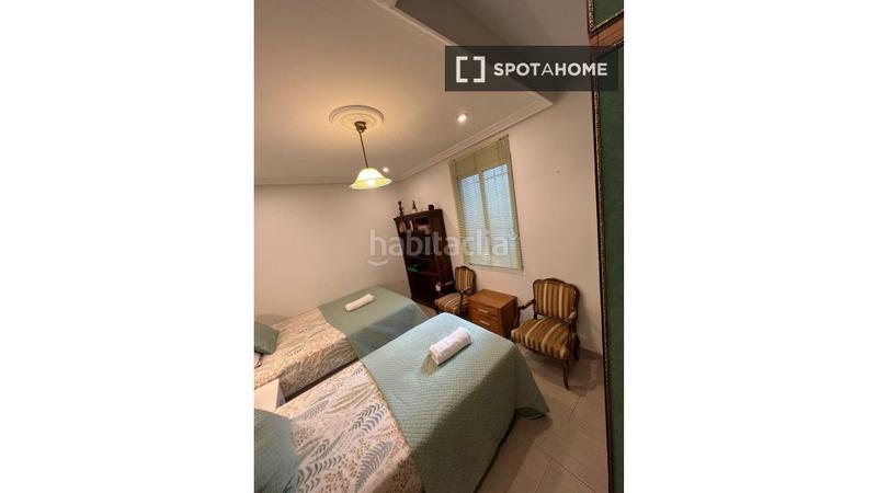 Foto 20f89e81-bd9a-4093-ad4f-81f92fec6868. Rent flat with heating in Universidad-Malasaña Madrid