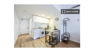 Rent Flat in Polígono Industrial-Norte. Estudio en alquiler en san sebastián de los reyes, madrid