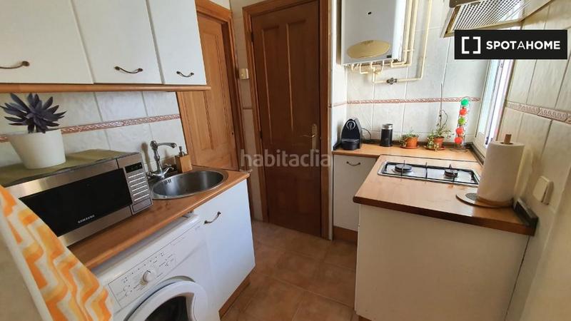 Foto 5a9eb385-bc37-4812-a802-c622a56d55b3. Alquiler piso  en alquiler en embajadores, en Madrid