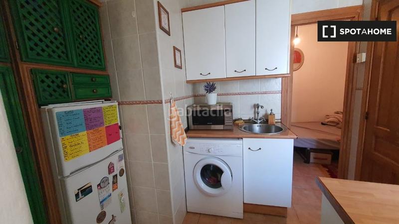 Foto c8240421-2136-436b-8a6a-876b5091fe00. Alquiler piso  en alquiler en embajadores, en Madrid