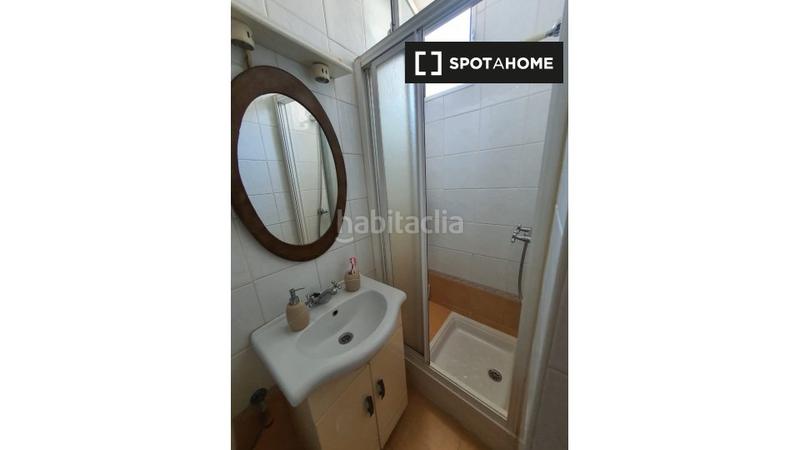 Foto d30a014b-de5b-4fb1-8110-26282a7b8da0. Alquiler piso  en alquiler en embajadores, en Madrid