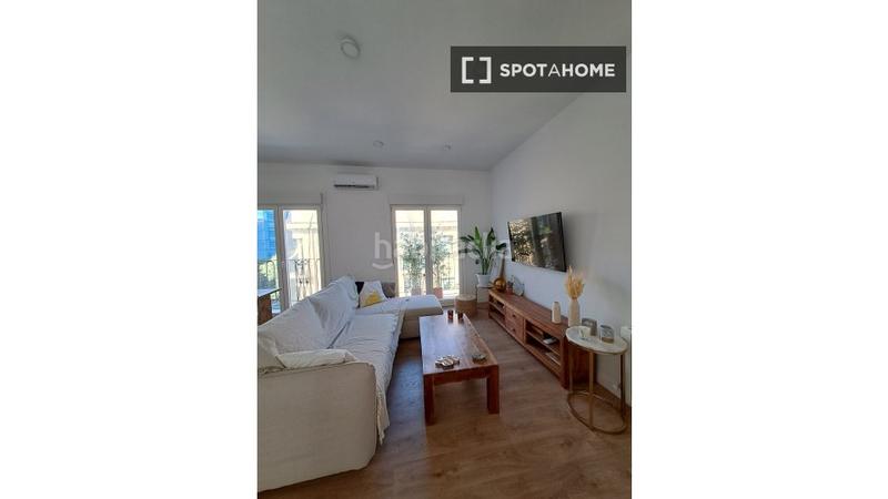 Foto 0981b866-0756-4766-9db0-a725eb865760. Rent flat with heating in Castillejos-Cuzco Madrid