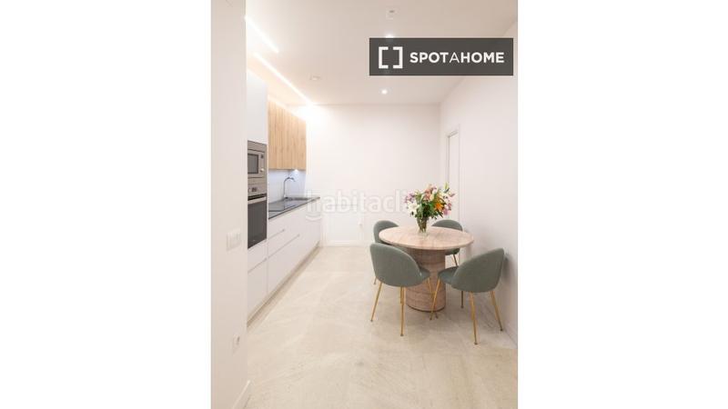 Foto d940d17b-0468-4f21-8ced-546068fa26a8. Rent flat with heating in Chopera Madrid