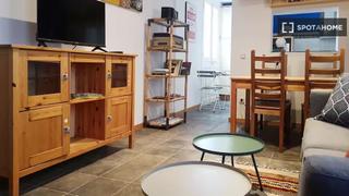 Etagenwohnung in Embajadores-Lavapiés