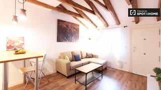 Affitto Appartamento in Embajadores-Lavapiés. Apartamento reformado de 2 dormitorios en alquiler en lavapiés,