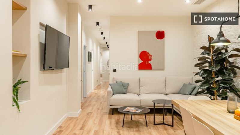 Foto 74c5f7f4-8146-487b-b33b-0d6bd08e9782. Alquiler piso estudio en alquiler en justicia, en Madrid