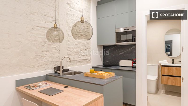 Foto d21a9797-6b3f-4fd2-a6d3-d729e35d9abe. Alquiler piso estudio en alquiler en justicia, en Madrid