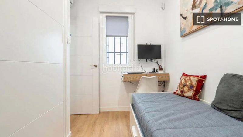 Foto 2803c7cc-089c-4ace-ba23-77aa5aa2513d. Miete etagenwohnung mit heizung in Almagro Madrid