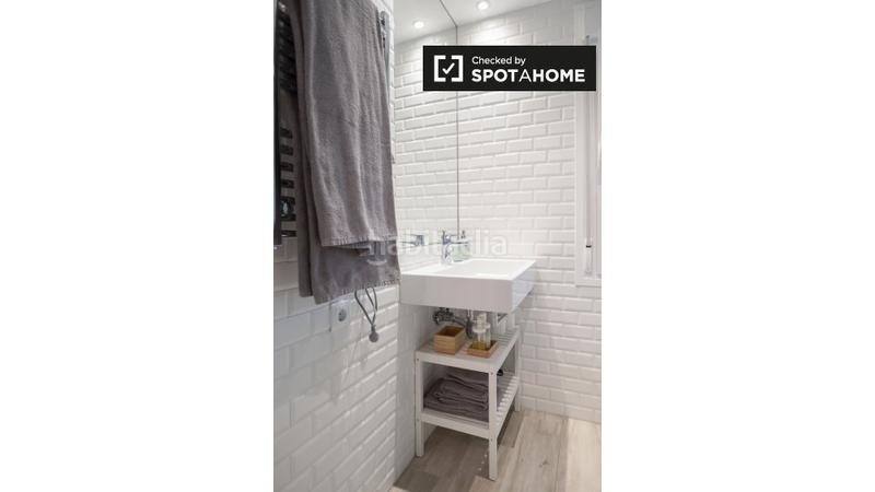 Foto dfd3cd1f-980f-4951-bdd6-a041fe159814. Alquiler piso precioso apartamento en alquiler en malasaña, . en Madrid