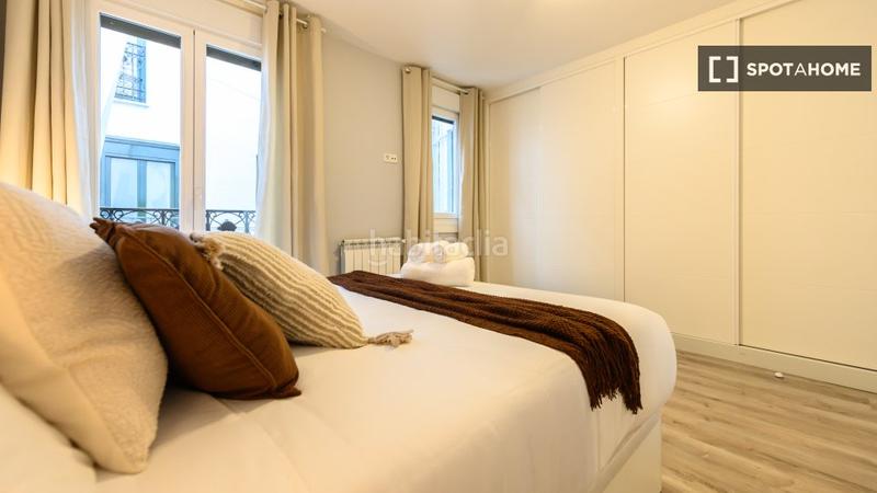 Foto 9cd36c4e-7a53-496b-8c60-f6a4d88ab902. Rent flat with heating in Argüelles Madrid