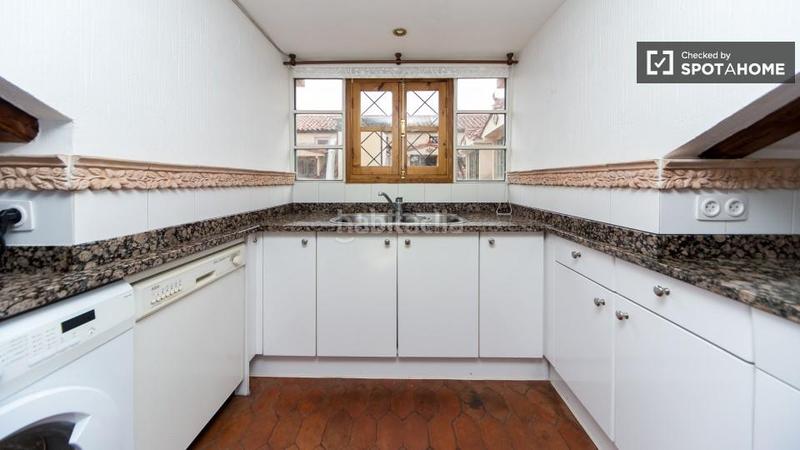 Foto fe88fb29-57cc-416c-b96b-bef31e5386a7. Affitto appartamento con riscaldamento in Universidad-Malasaña Madrid