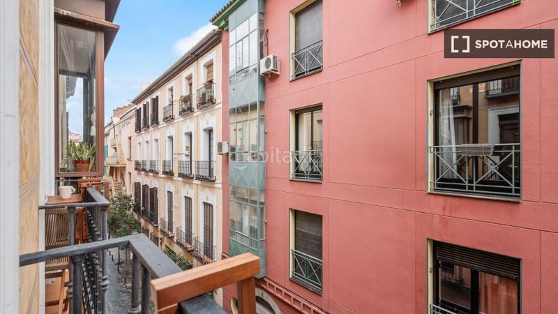 Foto 81c73d33-9a38-428e-ba56-100ca7b84f59. Rent flat with heating in Universidad-Malasaña Madrid