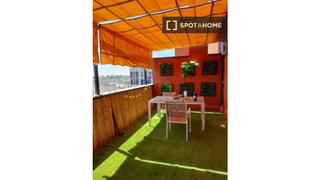 Etagenwohnung in Adelfas