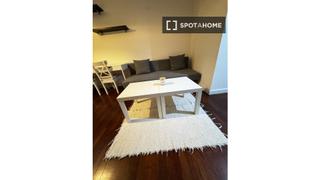 Location Appartement à El Viso. Estudio en alquiler en el viso, madrid