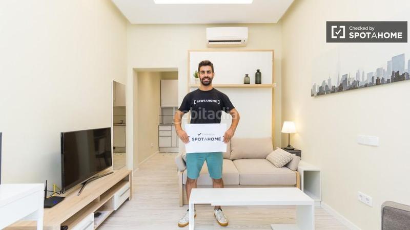 Foto 1b966bad-51bb-4ca7-a8dc-895b276c2997. Alquiler piso compacto, 40 m2 estudio en alquiler Trafalgar, en Madrid