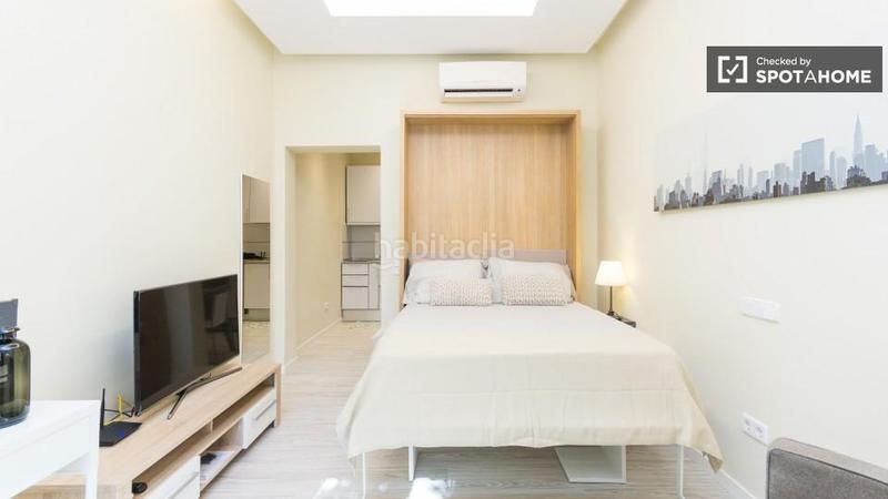 Foto 5c6ba868-3335-452c-9e6a-57639b9b0651. Alquiler piso compacto, 40 m2 estudio en alquiler Trafalgar, en Madrid