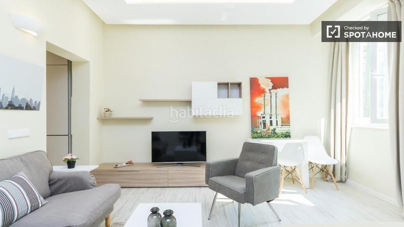 Foto f716013e-8f9d-4bcb-86cd-db93ee556fd0. Alquiler piso moderno estudio en alquiler en el centro en Madrid