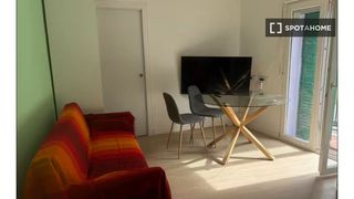 Rent Flat in Orcasitas. Piso en alquiler de 3 dormitorios en orcasitas, madrid