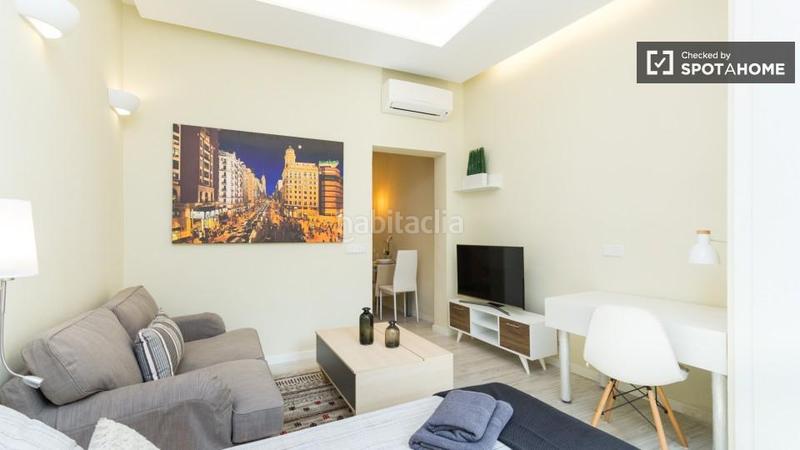 Foto 48a1334e-148c-4772-902c-8691cd98ce5a. Location appartement avec chauffage dans Almagro Madrid