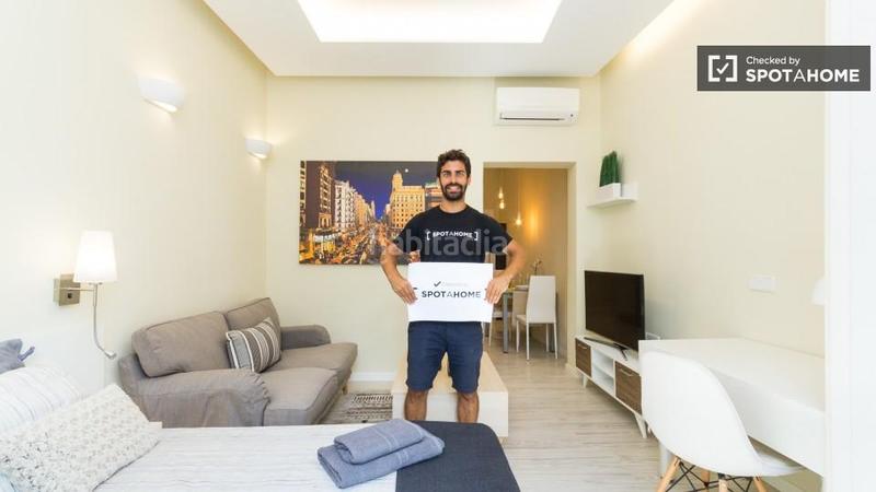 Foto c668a783-4aba-4bee-a36f-7771ad7da431. Rent flat with heating in Almagro Madrid