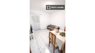 Location Appartement à Palomeras Sureste. Apartamento de 3 habitaciones en alquiler en madrid