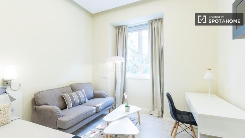 Foto 8da627eb-aed8-4a4e-b03c-18b641cc725c. Alquiler piso estudio en alquiler en Almagro y trafalgar, en Madrid