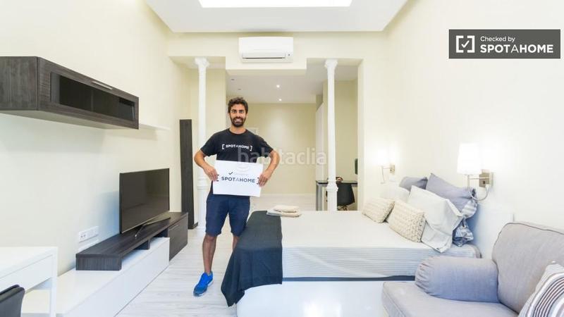 Foto 95a6be15-daaa-4135-9d83-d71d41b9a9d2. Rent flat with heating in Almagro Madrid