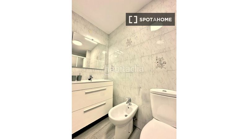 Foto ced82554-9b0b-43a5-b47a-dff0f52207e5. Alquiler piso apartamento de 2 dormitorios en alquiler en Aeropuerto, en Madrid